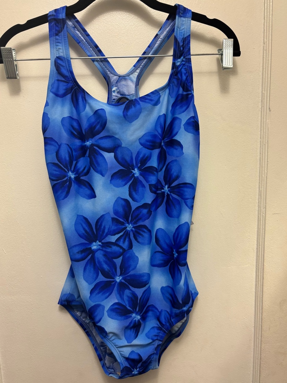 Speedo Ultraback Conservative One Piece Swim Suit Large Blue Flower Print Size 8
